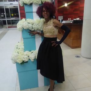 Meet your Posher, Sharon